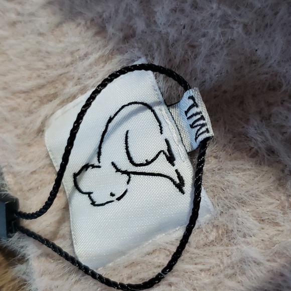 KuwallaTee Fluffy Cropped Tank Top - Picture 4 of 7